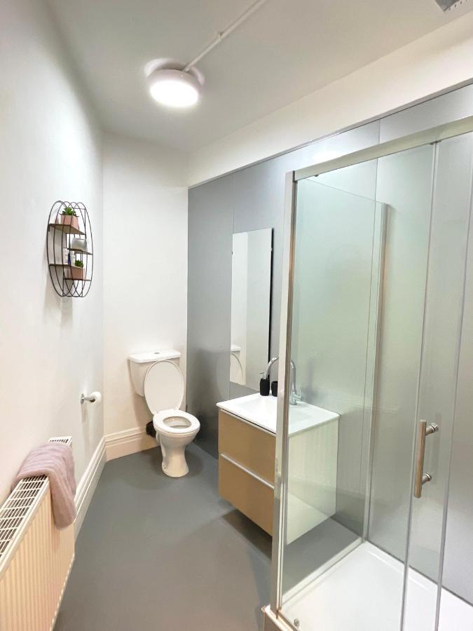 Central Penthouse By Hnfc Stays นิวคาสเซิล อะพอน ไทน์ ภายนอก รูปภาพ